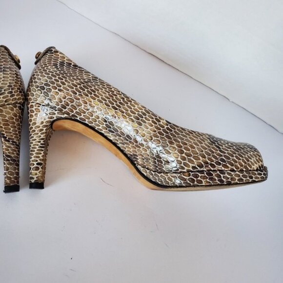 Stuart Weitzman Patent Pump Snake Print Neutral Size 6 - Picture 13 of 16